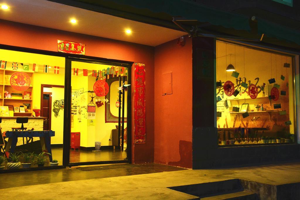 Zhangjiajie Peakcap Backpacker Hostel Экстерьер фото