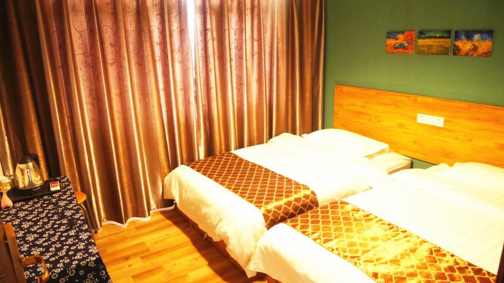 Zhangjiajie Peakcap Backpacker Hostel Экстерьер фото